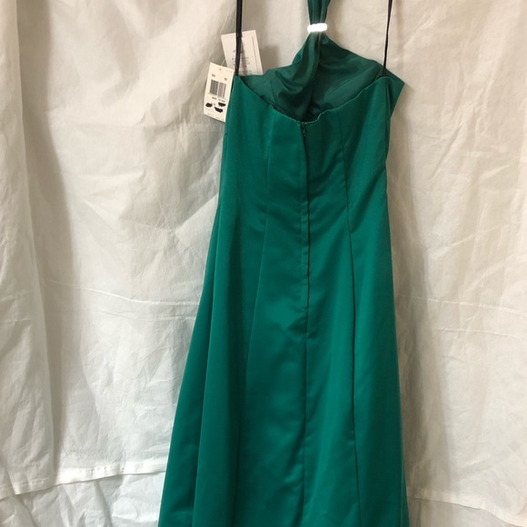 Emerald green Evening gown, halter top diamond A - Picture 6 of 8